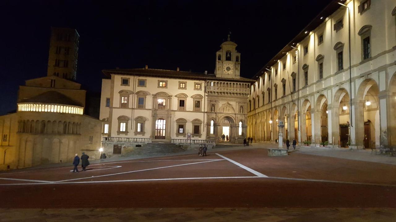 Il Piccolo Cavour Charming House B&B Arezzo Exterior foto